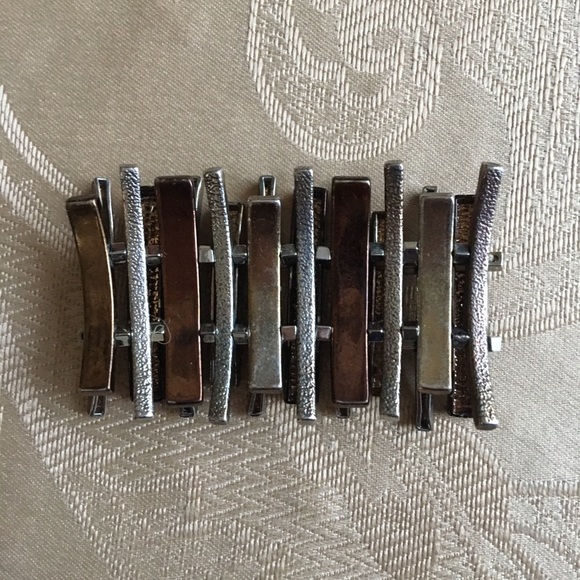 UNIQUE LADIES BRACELET - Picture 3 of 5